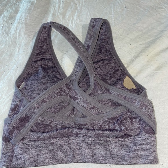 2 gymshark camo seamless sets - purple and green - Picture 16 of 16